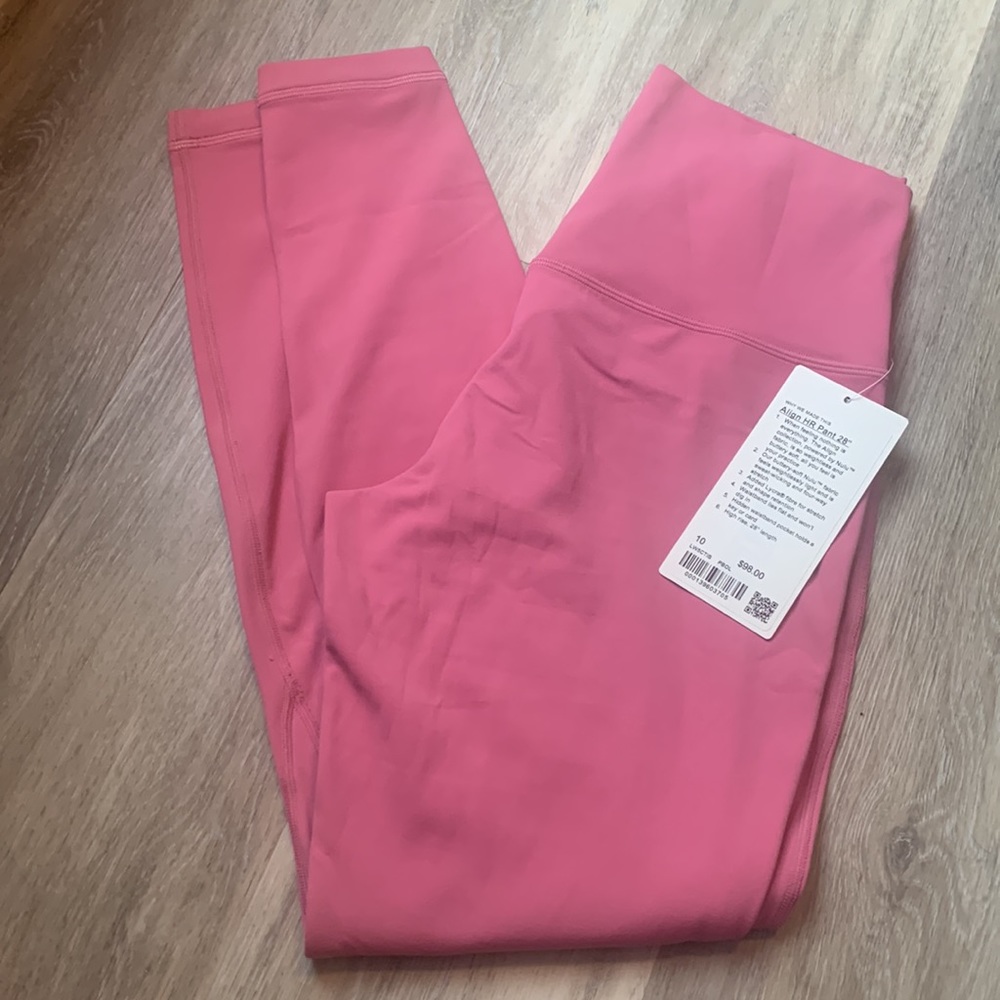 Brand NEW Lululemon high rise align pant 28” Pink Blossom NWT- Final price! - Picture 5 of 8